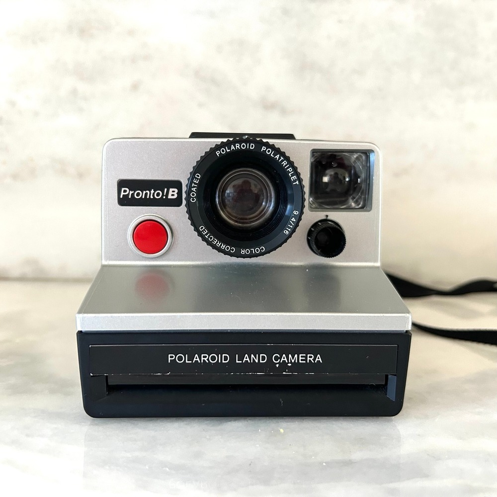 P1977 Polaroid Pronto! B Polatriplet Lens Land Camera Silver Black